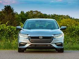 Honda Insight Honda Insight tyre service in dubai