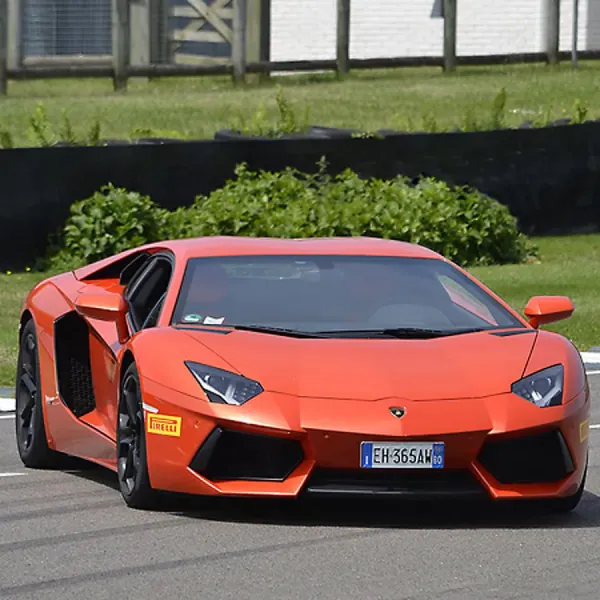 Lamborghini Aventador Lamborghini Aventador tyre service in dubai
