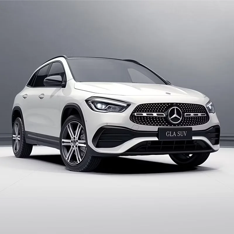 Mercedes-Benz GLA Mercedes-Benz GLA tyre service in dubai