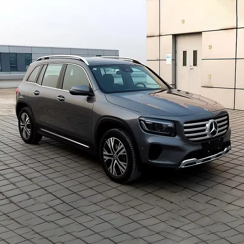 Mercedes-Benz GLB Mercedes-Benz GLB tyre service in dubai