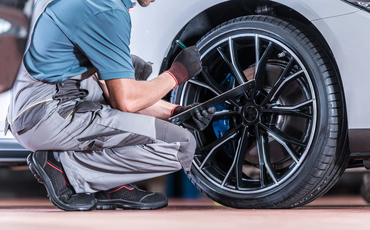 Mobile Car Tyre Replacement Mobile Car Tyre Replacement