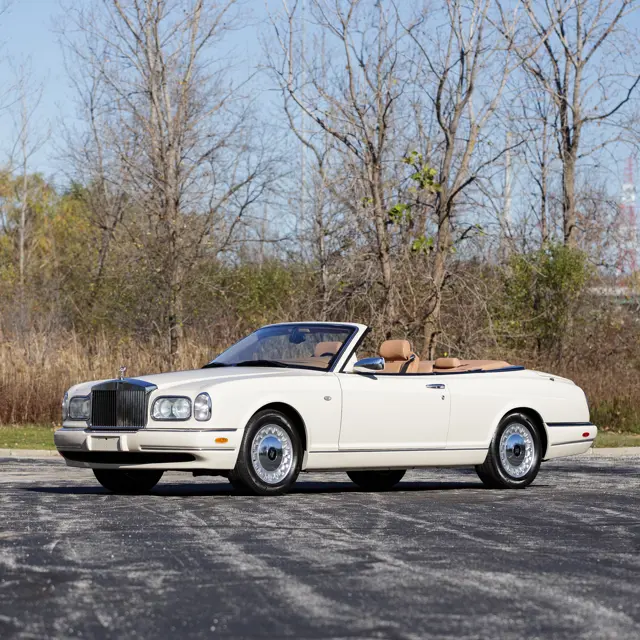 Rolls-Royce Corniche tyre service in dubai